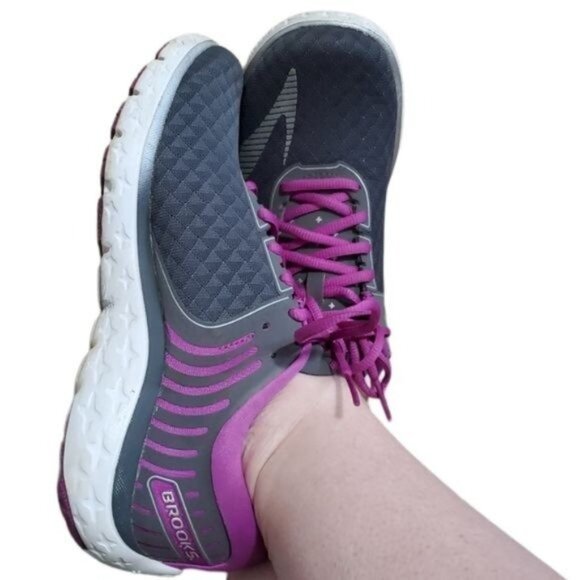 Brooks Pure Flow 6 Running Shoes Sneakers Purple Gray Women's WOMAN'S Size 8 B - Picture 2 of 16